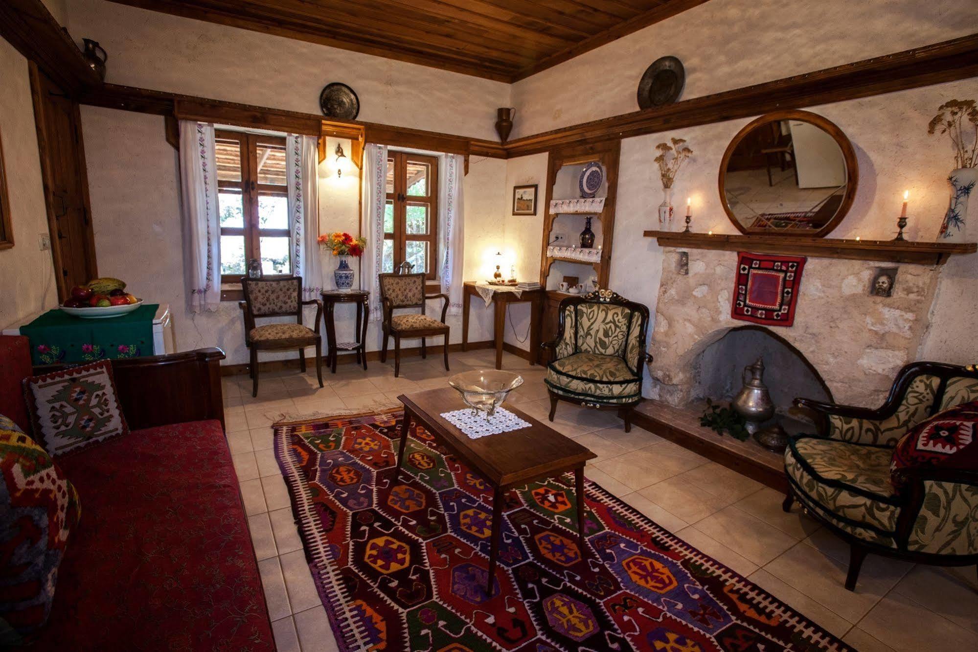 Davazlar 霍兰威德勒乡村旅馆酒店 外观 照片